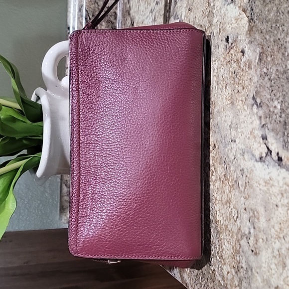 Coach Wristlet BURGUNDY Croc Embossed Refined Leather - Picture 3 of 7